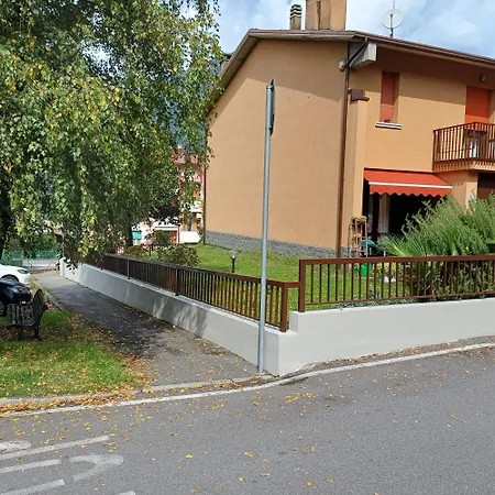 Casa Giulia, Ospitar Apartamento