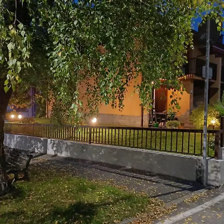 Casa Giulia, Ospitar *